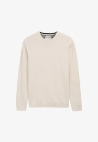 Unselected, soft buttercream melange