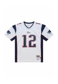 Weißes NFL-Trikot mit marineblauen Akzenten, das die Nummer 12 und das "Patriots"-Logo zeigt. Hergestellt aus atmungsaktivem Material, mit kurzen Ärmeln und einem V-Ausschnitt.