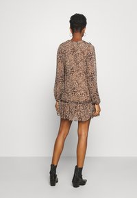 Missguided Vardagsklänning - grey