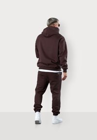ESTEEM DISCREET OVERSIZED 2.0 - Kapuzenpullover - espresso
