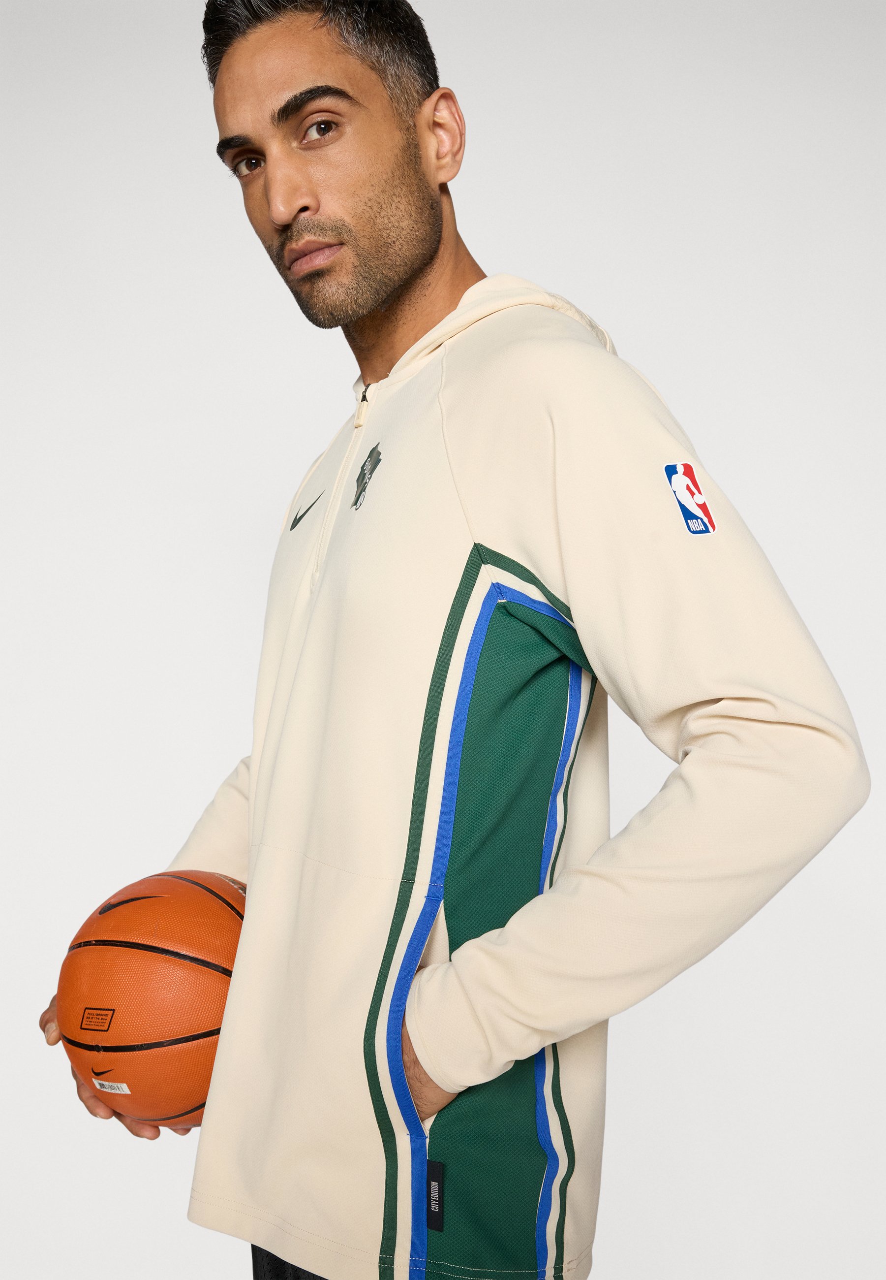 nike bucks jacket