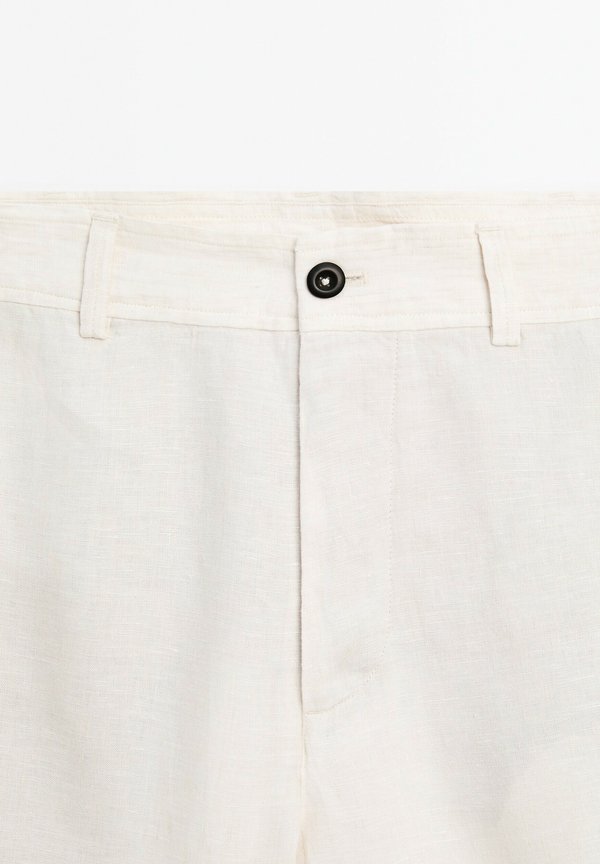 BERMUDA - Shorts - beige3