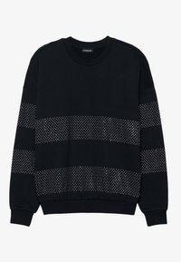 Svart sweatshirt med långa ärmar, rund hals, som har horisontella band av silvernitar, mjuk textur och ribbade muddar och nederkant.