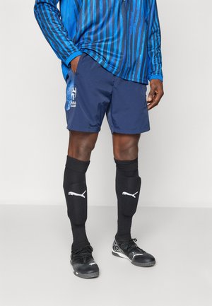 KIDSUPER AL HILAL SFC TRAVEL SHORT - Sporto klubų atributika - club navy/white