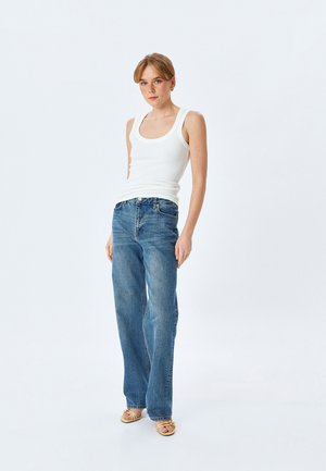 Koton Top - off-white