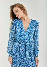 Liquorish FLORAL FOIL PRINT  - Day dress - blue