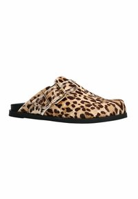 Leopardprint instappers met een zachte vachttextuur, zwarte rubberen zool en verstelbare band met metallic gespsluiting.