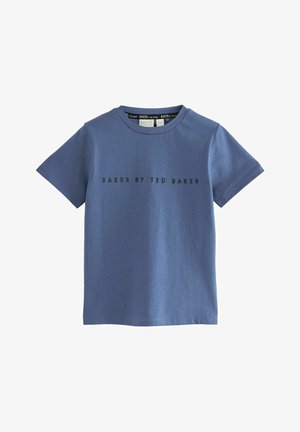 Niebieska bawełniana koszulka z krótkim rękawem, z czarnym napisem "BAKER BY TED BAKER" na klatce piersiowej. Design z okrągłym dekoltem, gładka tekstura.