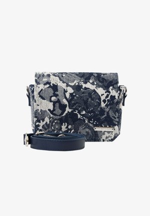 Kleine rechthoekige crossbodytas met marineblauw-wit abstract patroon en afneembare effen marineblauwe band, metalen merkplaatje aan de voorkant.