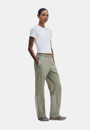 On, ALL-DAY TRACK PANTS - Pantalon de survêtement - vetiver   brume