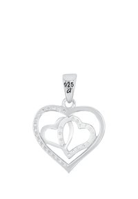 Pendente in argento con due cuori cavi sovrapposti, ciascuno decorato con piccoli punti; timbro "925" sulla ghiera per argento sterling.