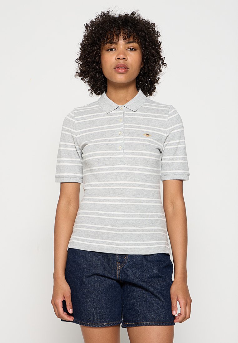 SLIM FIT