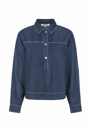 Tumši zilā džinsu krekls ar apkakli, pogu aizdari un garām piedurknēm. Iezīmējas ar kontrastējošu šuvumu un apgriezto dizainu.