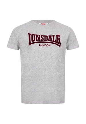 Siva pamučna majica s kratkim rukavima, s maroon 'LONSDALE LONDON' logom na prsima u podebljanom tekstu.