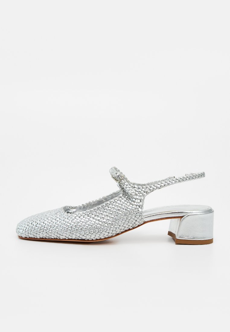 Tacones