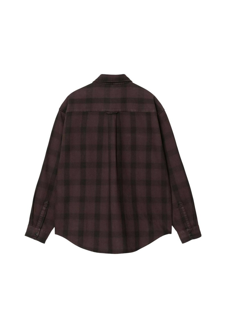 Camicia a quadri rosso scuro e nero a maniche lunghe vista da dietro con polsini abbottonati e una piccola asola posteriore.