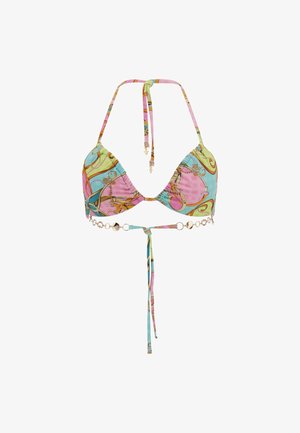 Bikini top s pastelovými modrými, ružovými a zelenými vzormi, trojuholníkovými košíčkami a nastaviteľnými viazaniami. Obsahuje zlaté reťazové detaily.