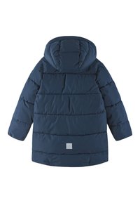 Giacca puffer blu navy con cappuccio, caratterizzata da un design trapuntato, maniche lunghe e una piccola patch con logo vicino all'orlo. Tessuto morbido.