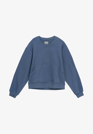 Niebieski sweatshirt z okrągłym dekoltem, długimi rękawami, ściągaczami na końcach rękawów, kieszenią z przodu oraz luźnym krojem. Wykonany z miękkiej, teksturowanej tkaniny.