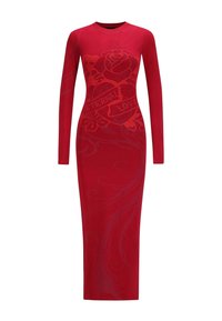 Vestido rojo de manga larga con ajuste ceñido al cuerpo. Presenta patrones florales y las palabras "AMOR ETERNO" resaltadas en un tono más oscuro. Textura suave.