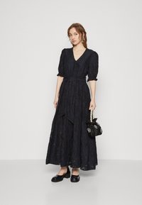 Selected Femme SLFCATHI-SADIE - Maksi suknelė - dark sapphire