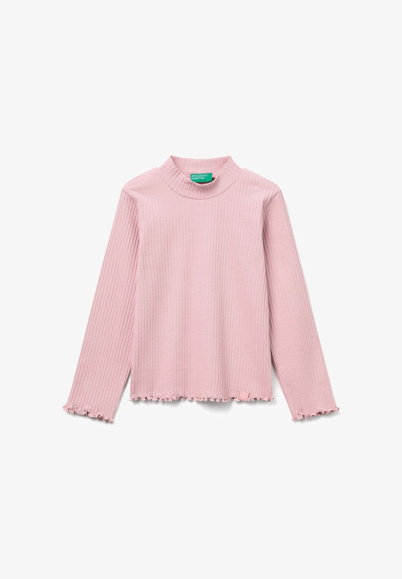 Długi sweterek z prążkowanej dzianiny w miękkim odcieniu różu, z postrzępionymi brzegami i mankietami, wykonany z elastycznego materiału zapewniającego komfort i dobrą dopasowanie.