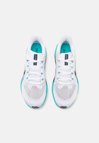 Nike Performance AIR ZOOM PEGASUS 41 - Løbesko til landevejen - white/dusty cactus/black/glacier blue/summit white