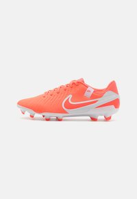 Unselected, hot lava/white