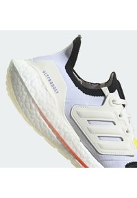 adidas Performance Chaussures de running sur route - white