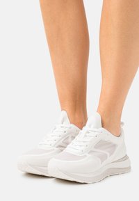 Tamaris Fashletics Sneakersy niskie