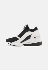 SPENCER - Tossud - black/optic white