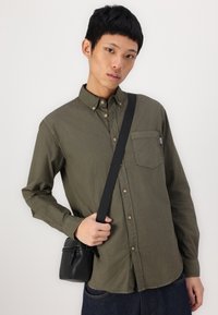 Thumbnail Image 5