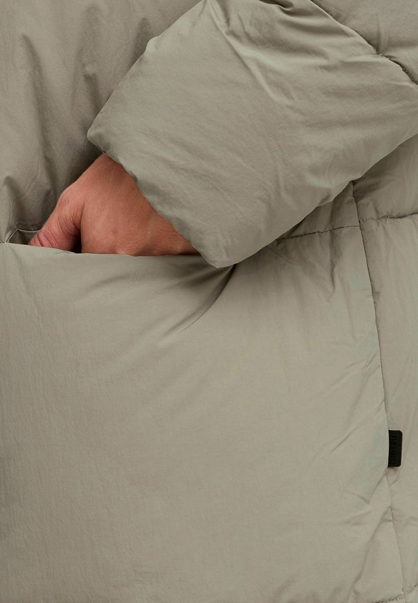 SDMILO PUFFER LONG - Winter coat - laurel oak3