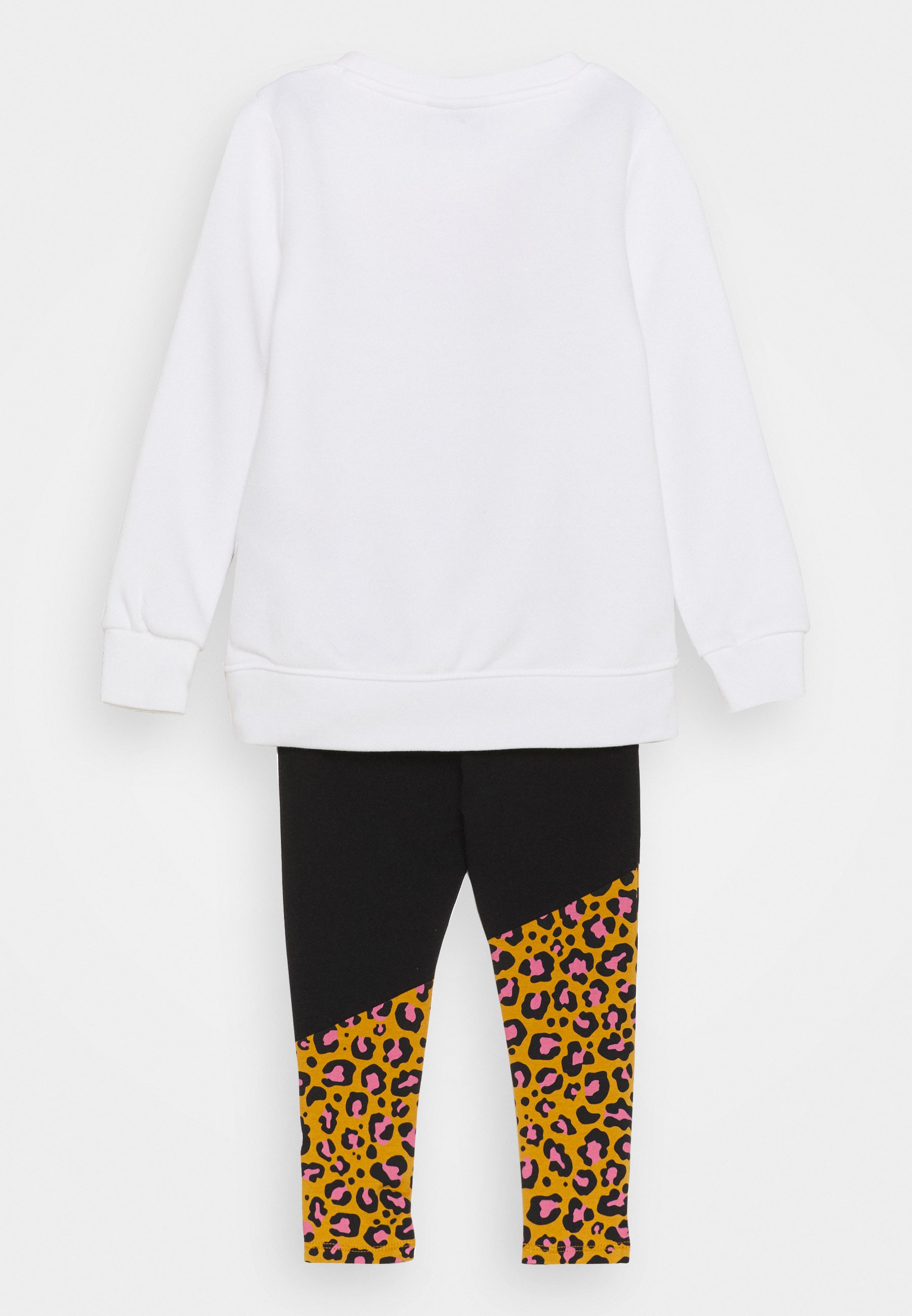 check me out set nike