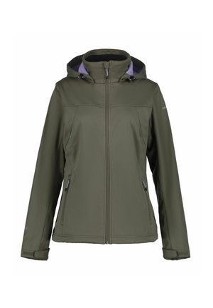 Veste softshell à capuche pour femme de couleur vert olive, avec fermeture éclair à l'avant, deux poches latérales zippées et poignets réglables.