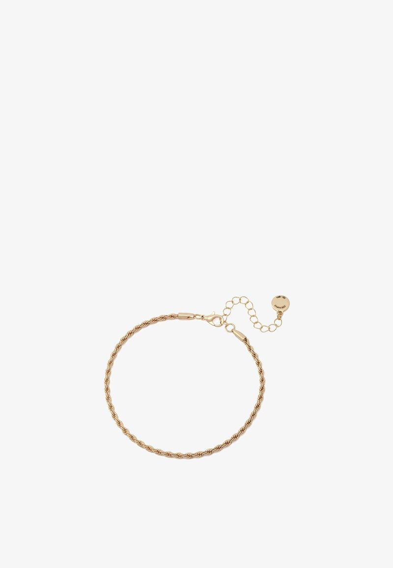 Armband in Goldoptik mit gedrehtem Seildesign, einem Karabinerverschluss und einer verstellbaren Kette zur Größenanpassung.