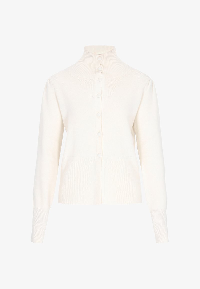 Kremkrāsas pogājamā jaka ar augstu ribotu apkakli, garām piedurknēm un ribotām aprocēm, attēlota uz baltas fona.