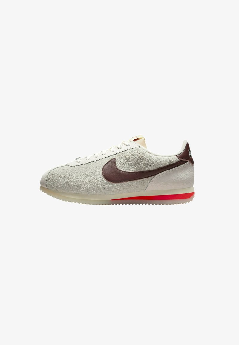 Nike Sportswear CORTEZ '23 - Trainers - beige-silver-red
