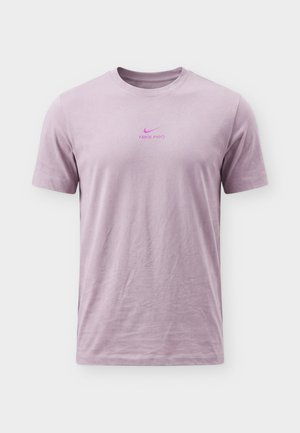 Nike Performance, TEE - Спортна тениска - purple smoke/vivid purple