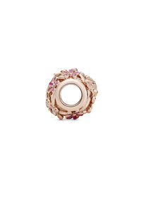 Charm in oro rosa con design floreale che presenta accenti di fiori rosa e bianchi. Dotato di un foro centrale per il threading. Finitura liscia e testurizzata.