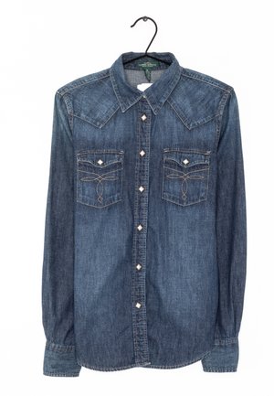 Blus - blue