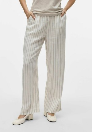 Pantaloni a gamba larga in tessuto leggero, con righe verticali beige e bianche, dotati di una cintura elastica e tasche laterali.