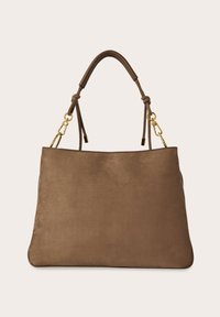Sac fourre-tout en daim marron avec une texture lisse, deux anses supérieures et des accents en métal doré. Design simple et rectangulaire sans motifs.