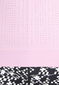 Athleta IN MOTION TEE - T-shirt básica - quartz pink