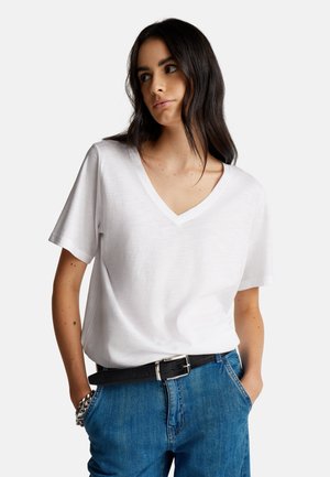 United Colors of Benetton V-NECK IN SLUB - T-shirt basique - white
