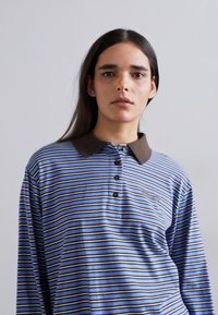 Baum und Pferdgarten JEANNI  - T-shirt à manches longues - java