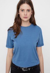 Pieces PCRIA FOLD UP SOLID TEE - Basic póló - dark blue