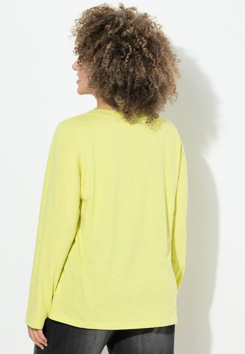 Ulla Popken T-Shirt, Slim, Rundhalsausschnitt, Langarm, Fiordaliso