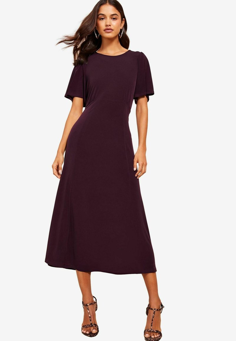 Friends Like These FLUTTER SLEEVE ROUND NECK MIDI - REGULAR FIT - Dzsörzéruha - purple