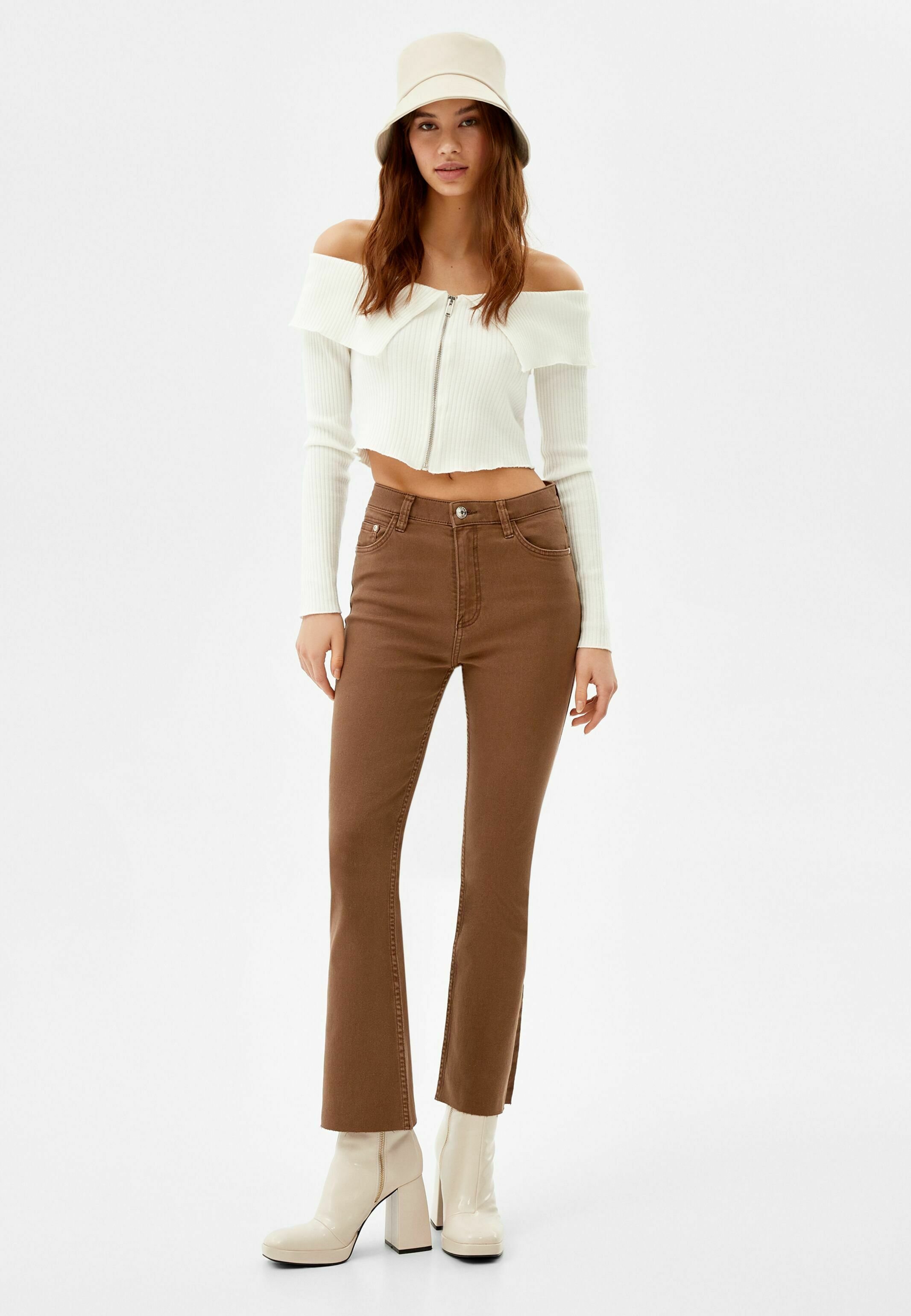 Bershka KICK FLARE TWILL - Pantaloni - brown/marrone - Zalando.it